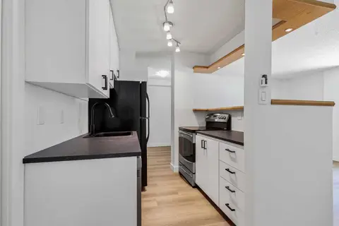 319, 315 Heritage Drive SE photo 9