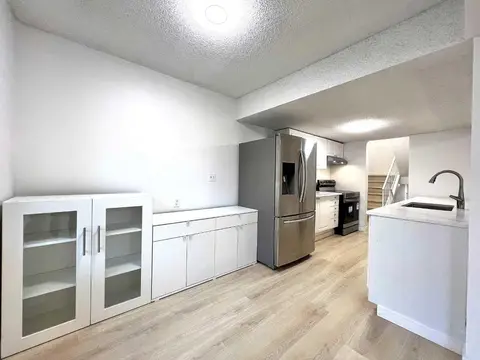 58 Canterbury Gardens SW photo 20