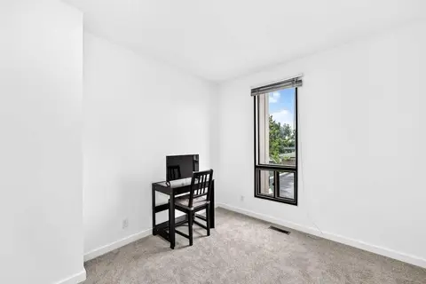 403, 11010 Bonaventure Drive SE photo 18