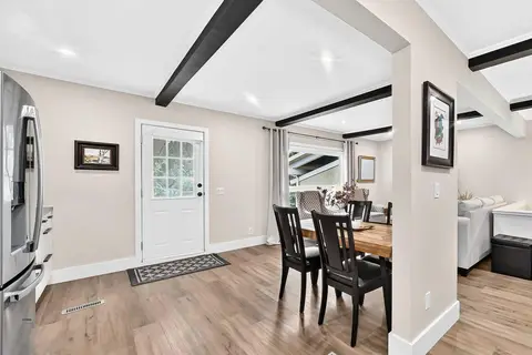1702, 11010 Bonaventure Drive SE photo 10