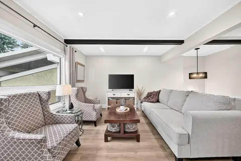 1702, 11010 Bonaventure Drive SE photo 11