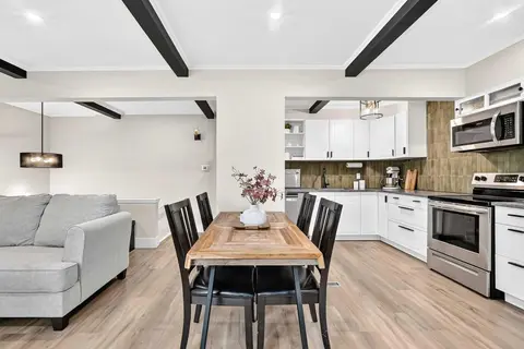 1702, 11010 Bonaventure Drive SE photo 2