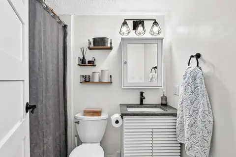 1702, 11010 Bonaventure Drive SE photo 20
