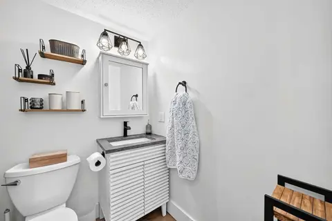 1702, 11010 Bonaventure Drive SE photo 22