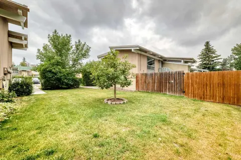 1702, 11010 Bonaventure Drive SE photo 39