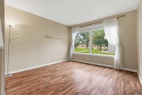 224, 999 Canyon Meadows Drive SW photo 12