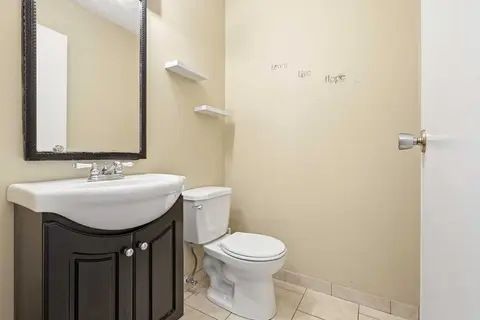 224, 999 Canyon Meadows Drive SW photo 14
