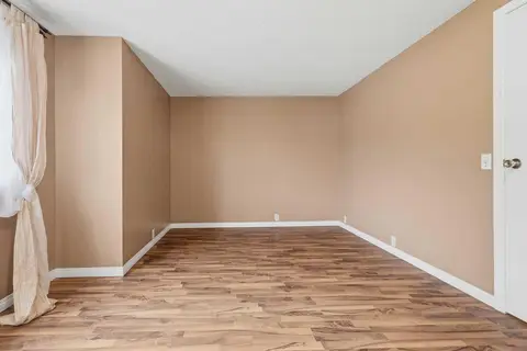 224, 999 Canyon Meadows Drive SW photo 31