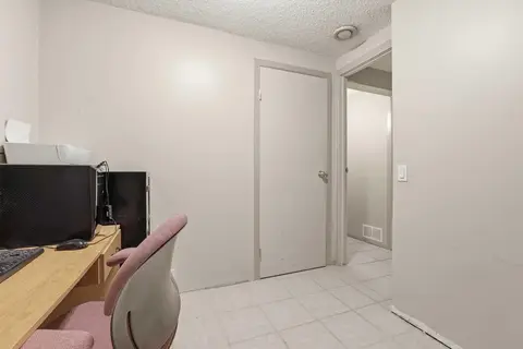 224, 999 Canyon Meadows Drive SW photo 43