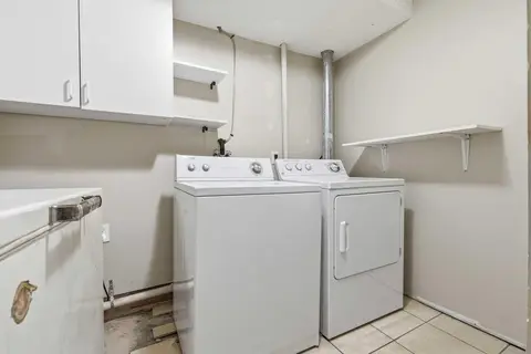 224, 999 Canyon Meadows Drive SW photo 44