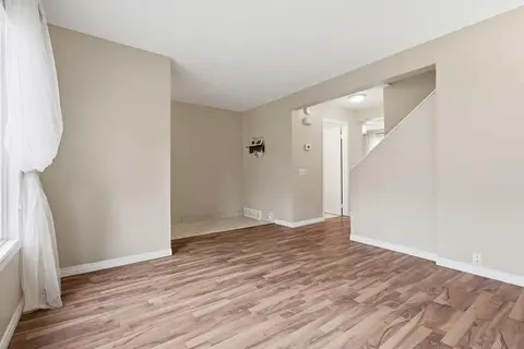 224, 999 Canyon Meadows Drive SW photo 6