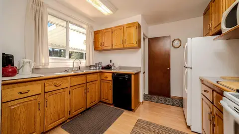 42 Harrow Place SW photo 8
