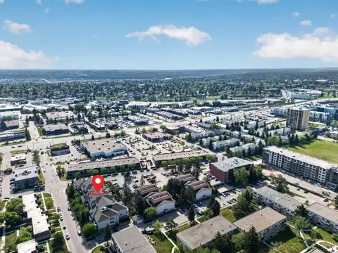 116, 790 Kingsmere Crescent SW photo 45