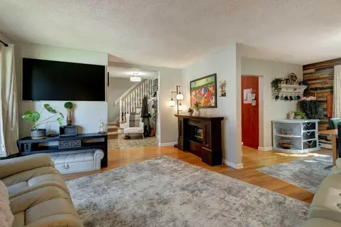 128 Chinook Drive SW photo 10
