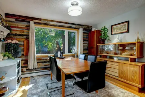 128 Chinook Drive SW photo 12
