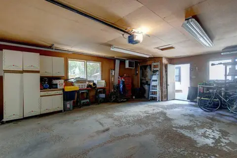 128 Chinook Drive SW photo 46