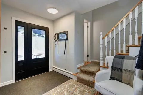 128 Chinook Drive SW photo 6