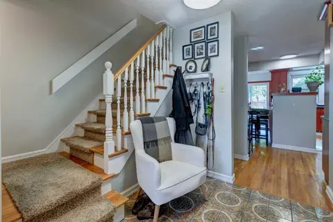 128 Chinook Drive SW photo 7