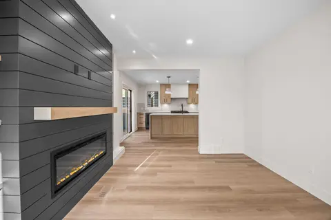 44 Canterbury Drive SW photo 18