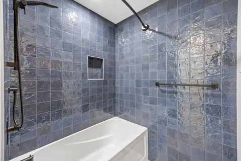 44 Canterbury Drive SW photo 37