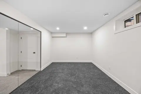 44 Canterbury Drive SW photo 41