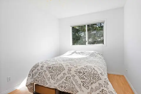 12 Kingsland Villas SW photo 12
