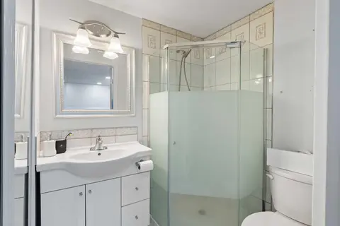 12 Kingsland Villas SW photo 6