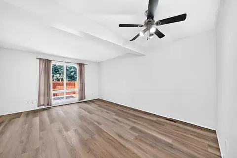 130, 330 Canterbury Drive SW photo 10