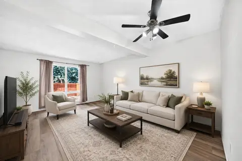 130, 330 Canterbury Drive SW photo 11