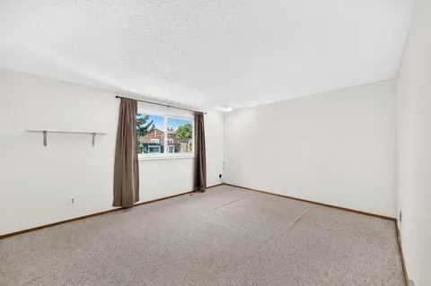 130, 330 Canterbury Drive SW photo 13