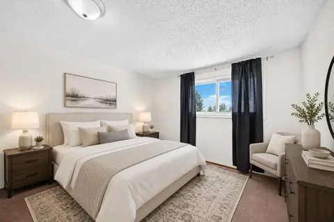 130, 330 Canterbury Drive SW photo 16