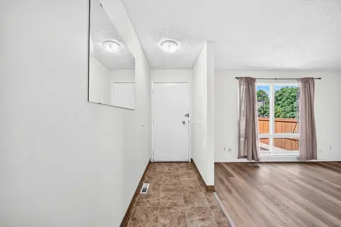 130, 330 Canterbury Drive SW photo 3