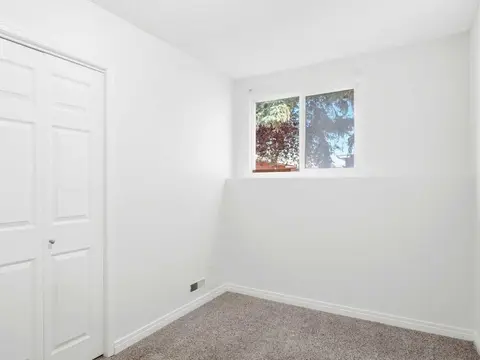 237 Sabrina Way SW photo 15