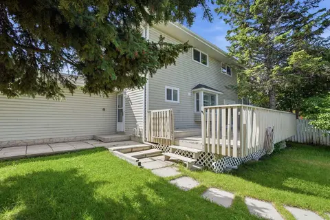 820 Canford Crescent SW photo 38