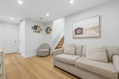 9 Foxwell Road SE photo 33
