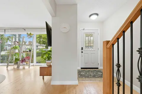 9 Foxwell Road SE photo 5