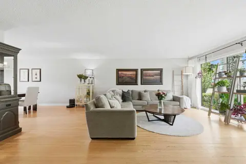 9 Foxwell Road SE photo 6