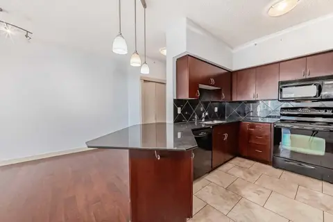 1508, 8710 Horton Road SW photo 10