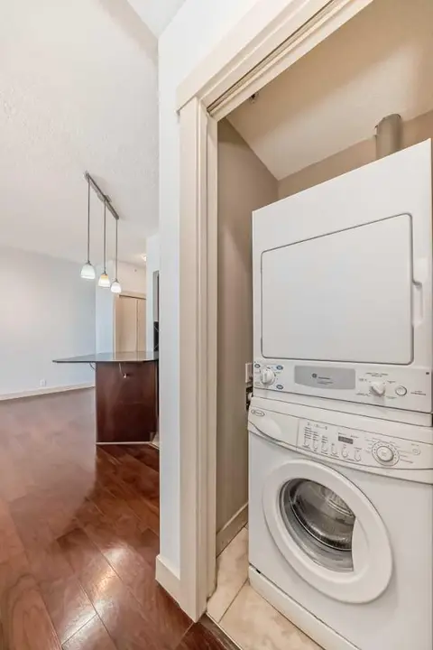 1508, 8710 Horton Road SW photo 30