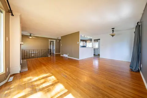 532 Willow Park Drive SE photo 6