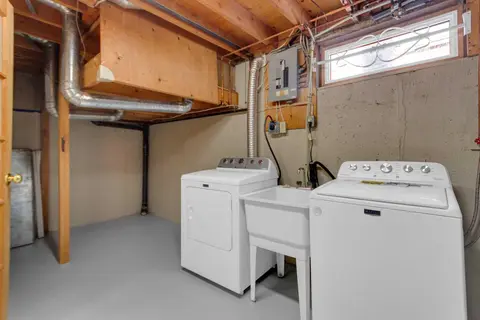 34, 630 Sabrina Road SW photo 25