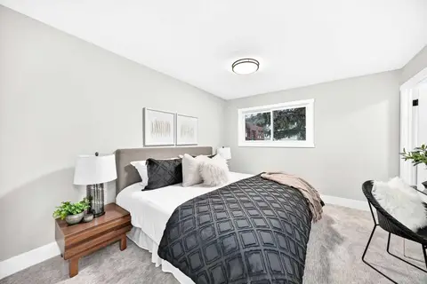 635 104 Avenue SW photo 11