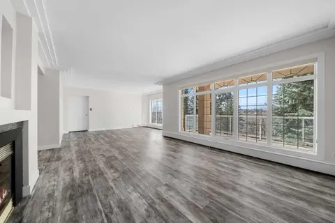 602, 505 Canyon Meadows Drive SW photo 23