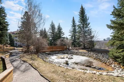 602, 505 Canyon Meadows Drive SW photo 36