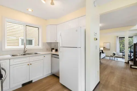 508 78 Avenue SW photo 11