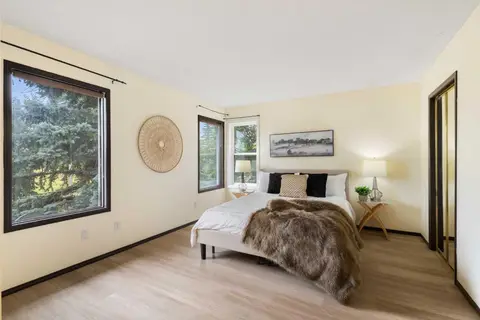 508 78 Avenue SW photo 18