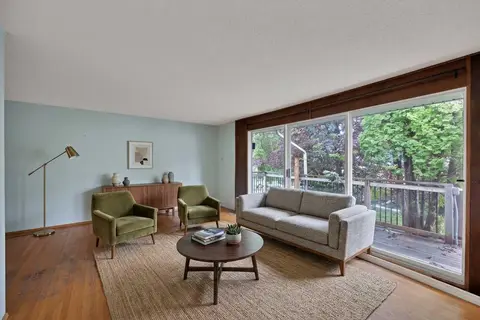 732 Sabrina Road SW photo 14