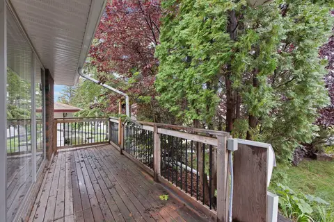 732 Sabrina Road SW photo 5