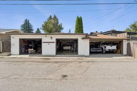 708 Lake Bonavista Drive SE, Calgary
