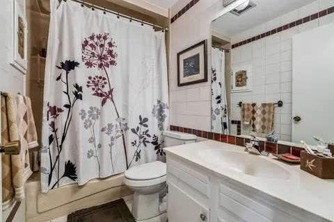 708 Lake Bonavista Drive SE photo 26